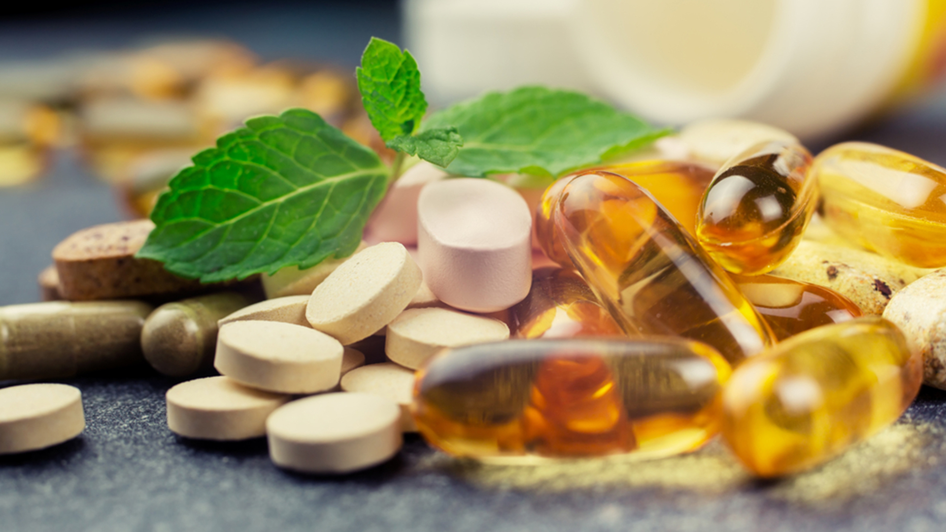 8 Reasons You Should Be Using Supplements