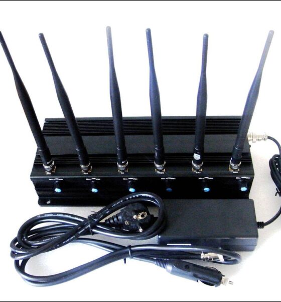 Device cell phone signal blocker will damage the phone?