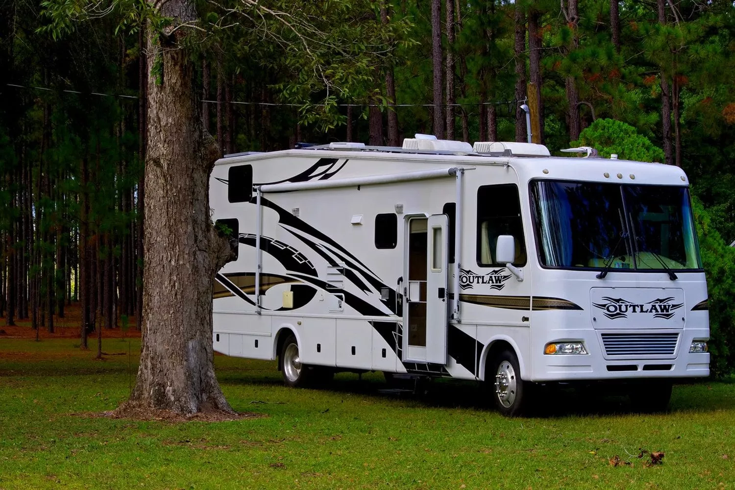 What kind of insurance Covers an RV?