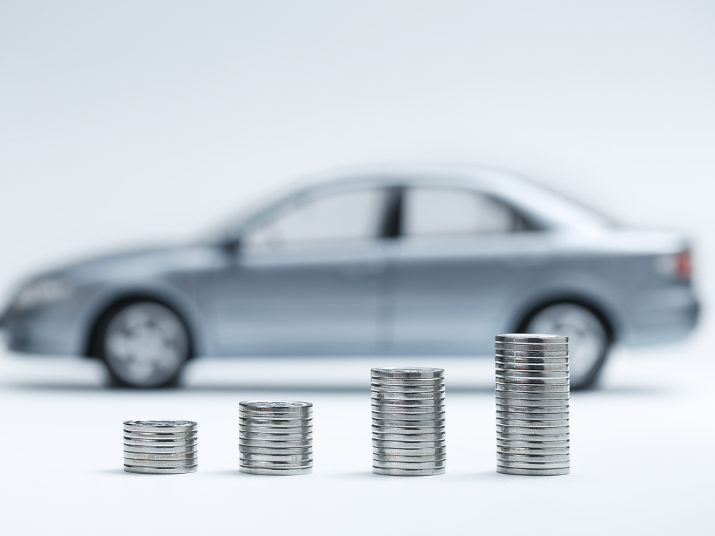 Does vehicle insurance reduce, as the car gets older?
