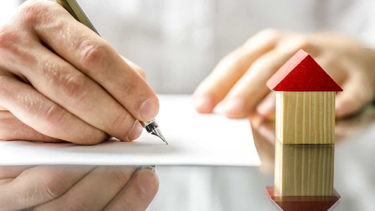 Home-Buying Checklist: 7 Things You Need to Do Before Buying a Home