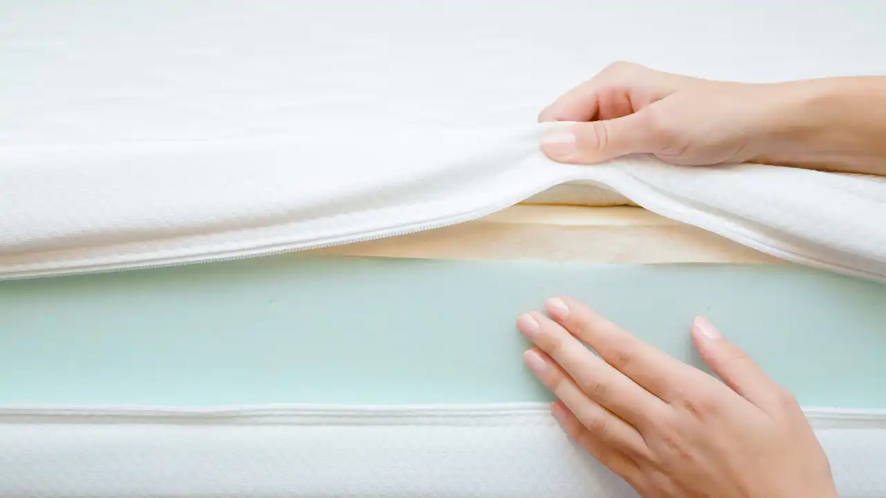Hybrid vs Foam Mattress: What Are the Differences?