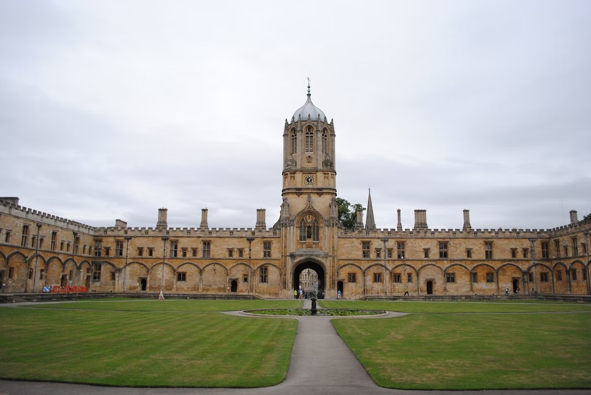 An Ultimate Guide About Oxford And Its History