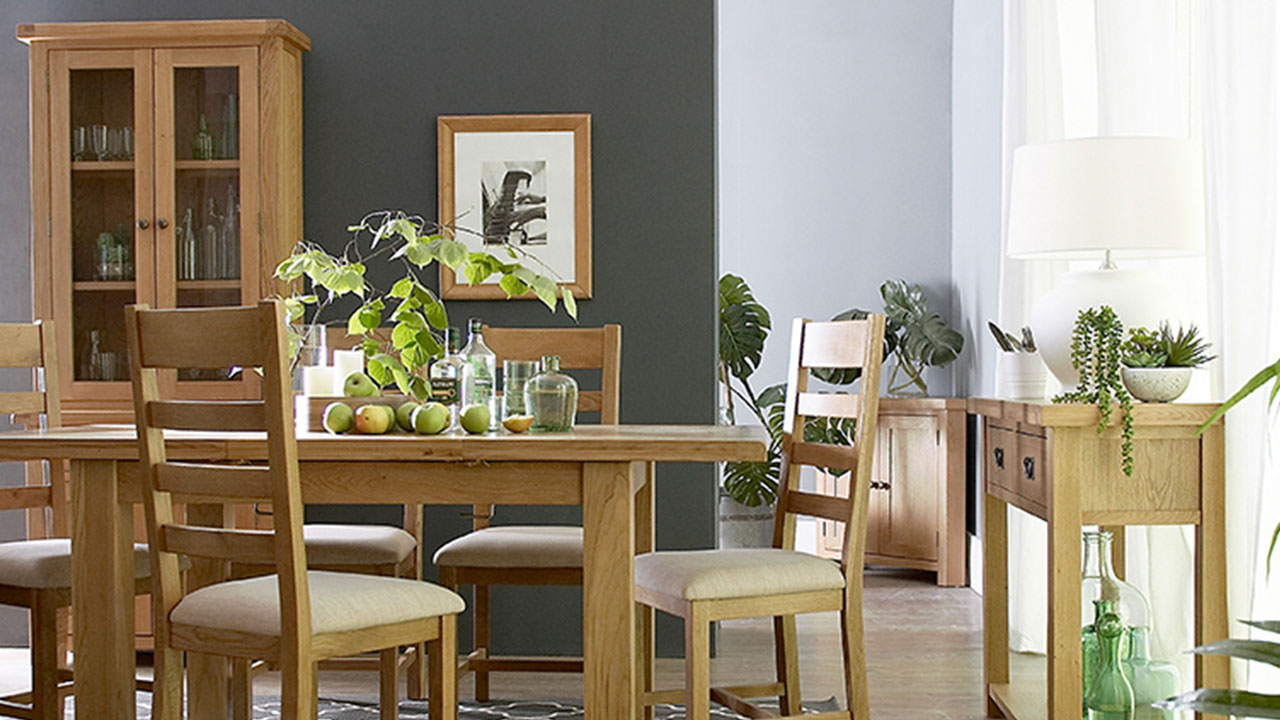 The Timeless Appeal of Oak Wood Furniture: Classic Design Ideas