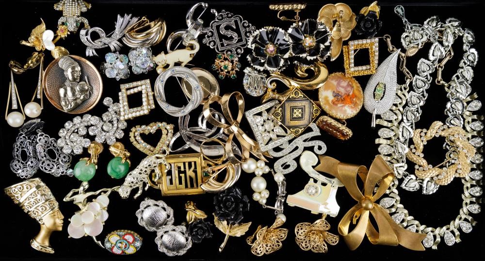The History of Vintage Jewelry: From Art Deco to Mid-Century Modern