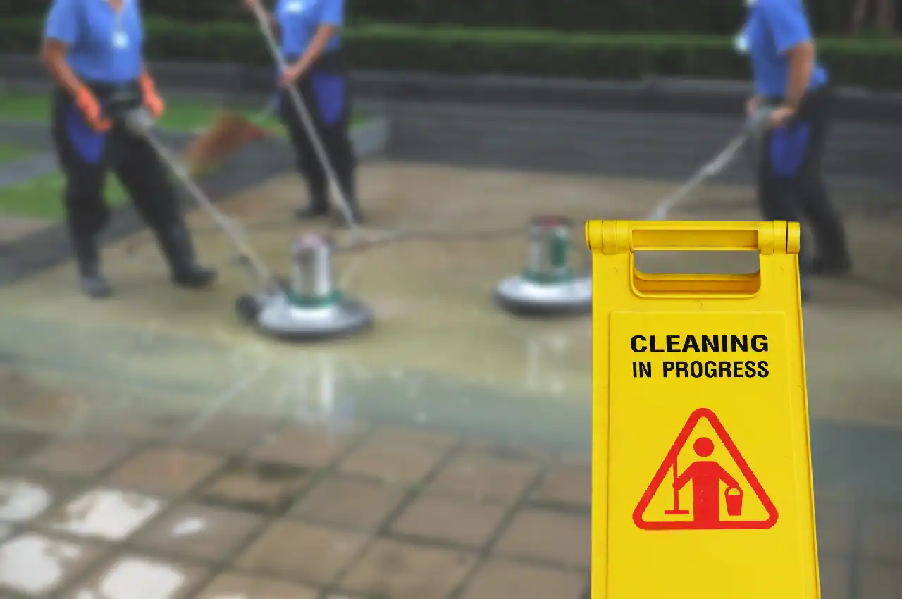 The Complete Guide to Choosing Floor Cleaning Equipment for Businesses