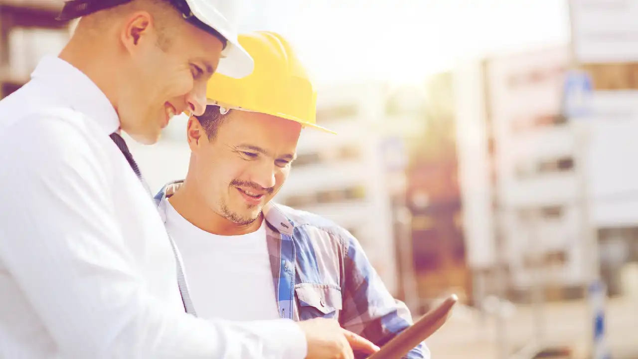 Residential to Commercial: A Guide to Becoming a Contractor