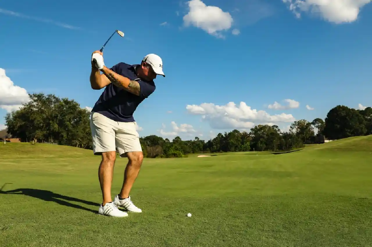 How to Improve Your Golf Swing: 9 Tips for Beginners