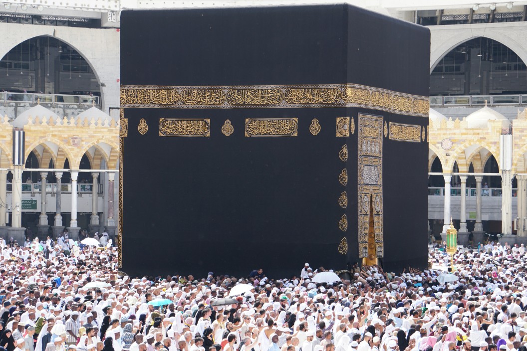 Few steps for choosing group Umrah Packages in the 2023
