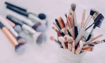 Mastering Makeup Brushes and Tools: The Ultimate Guide and the Role of Wholesale Cosmetic Jars