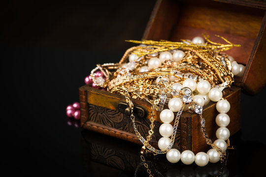 How to keep your jewellery safe?