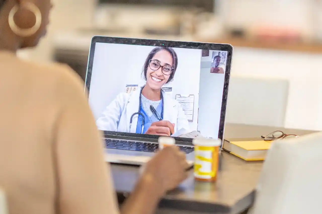 5 Comparison Between Virtual Consultations vs. In-Person Visits: Which is Right for You?