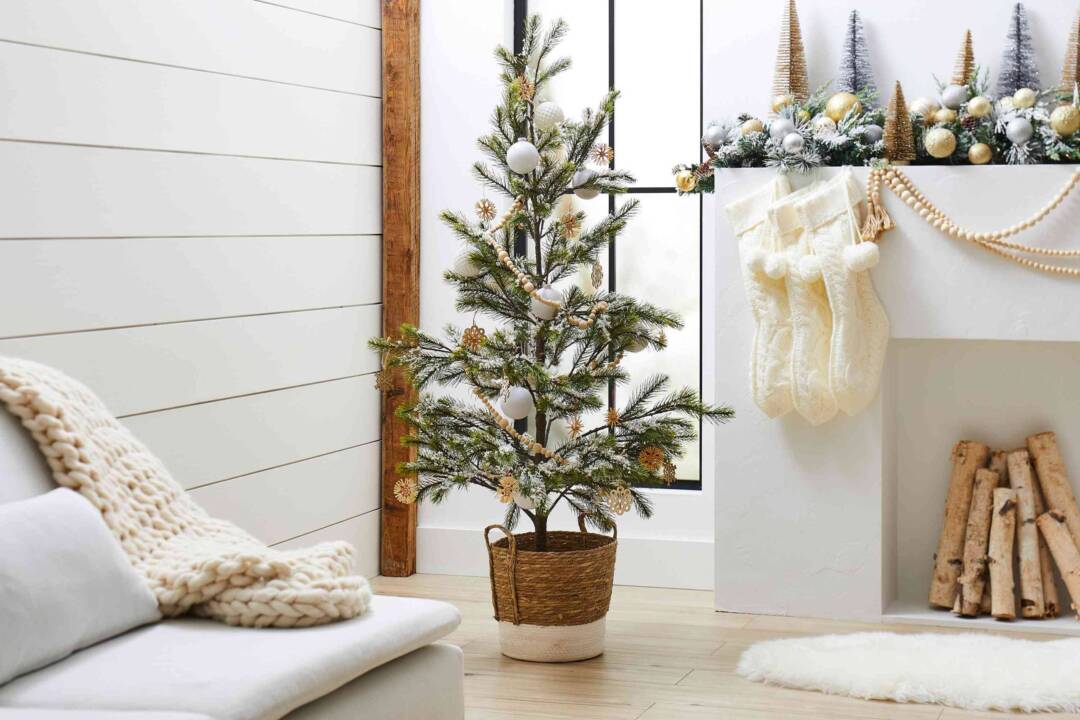 Creating a Nordic Winter Wonderland: Tips for Scandinavian Christmas Decor