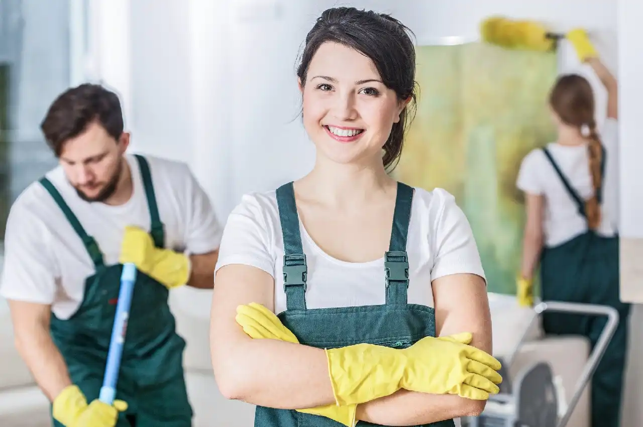 Eco-Friendly Home Cleaning: Why Housekeeper Jobs are Going Green