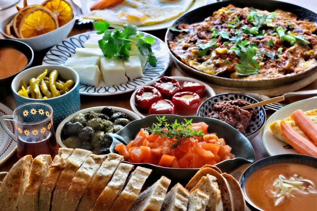 Çeciir Unveiled: Turkey's Timeless Culinary Gem