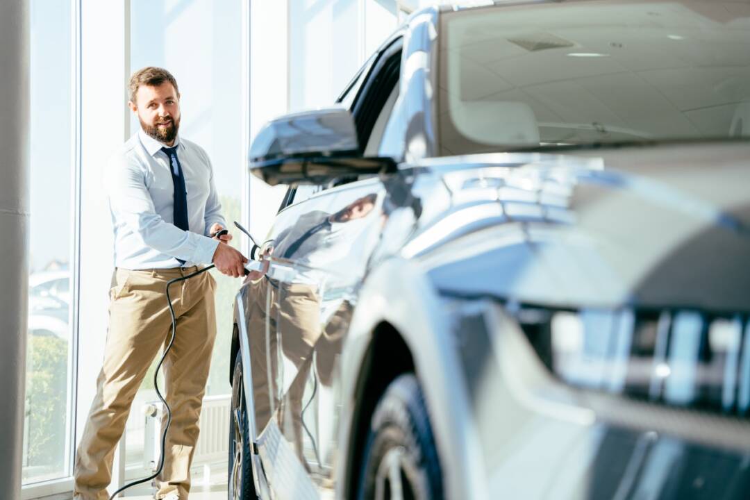 Navigating the Market: Finding the Right EV Seller for Your Needs