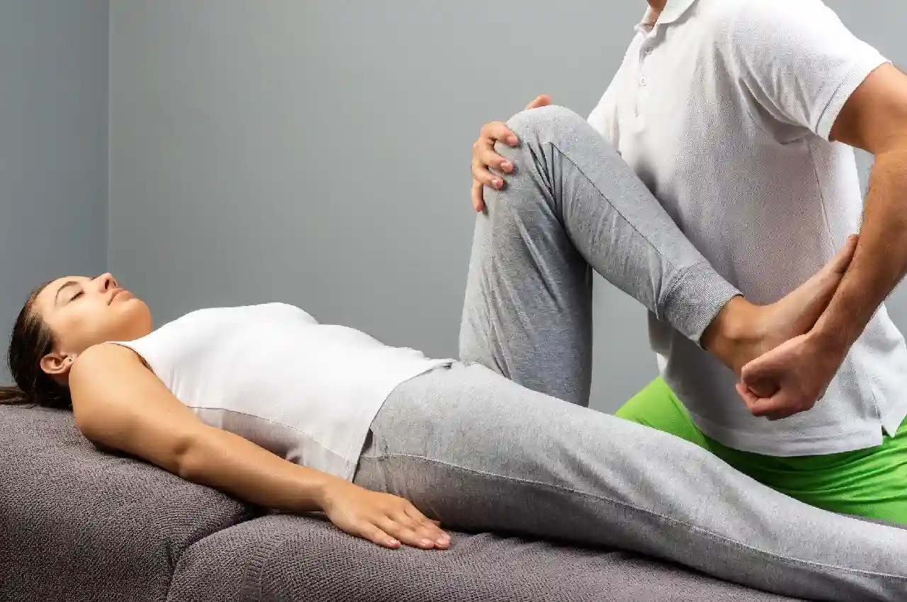 Aligning Relief: Can a Chiropractor Help With Knee Pain?