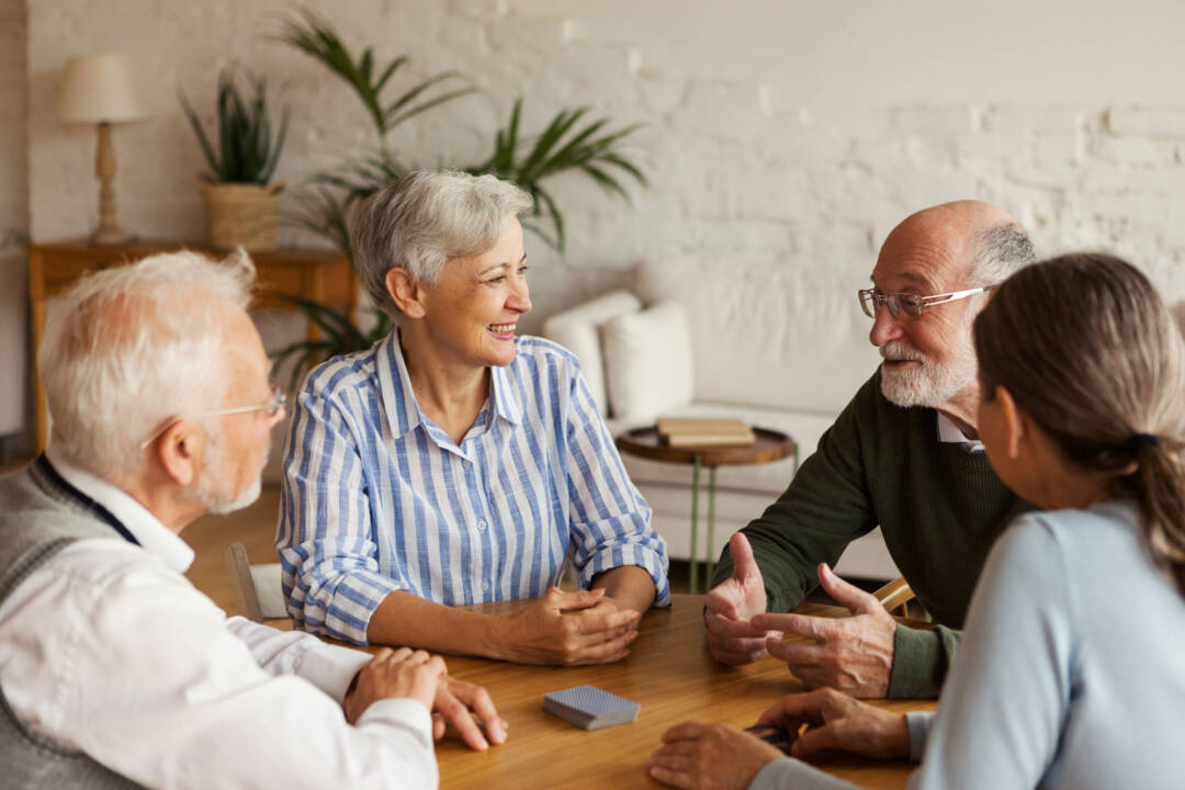 6 Essential Community Amenities for Senior Assisted Home Care
