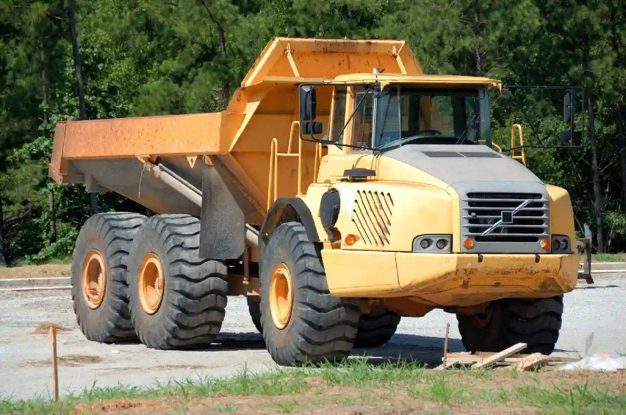 Dump Truck Insurance: What Every Owner-Operator Needs to Know