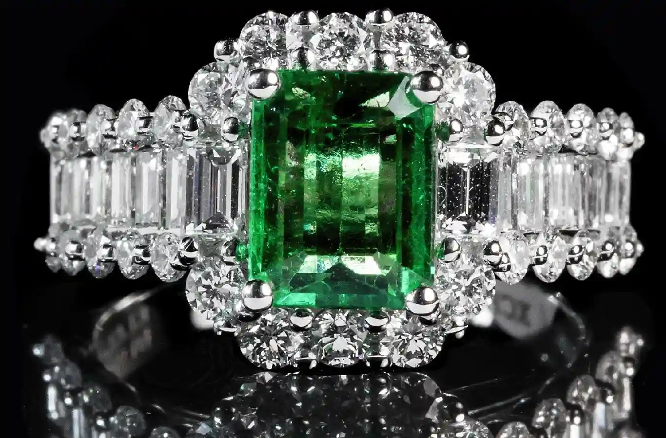 Emeralds and Peridots: The Myths and Legends Behind Green Gemstones