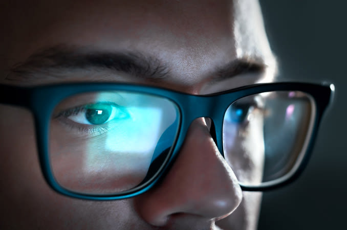 Blue Light Glasses: Benefits and Usage Explained