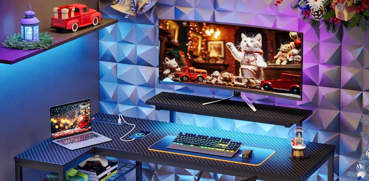 Building Your Ultimate Gaming Sanctuary: A Guide to Selecting the Best PC, Desk, and Keyboard