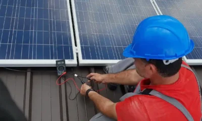 Maximizing Efficiency: How a Solar Panel Technician Optimizes Solar Systems