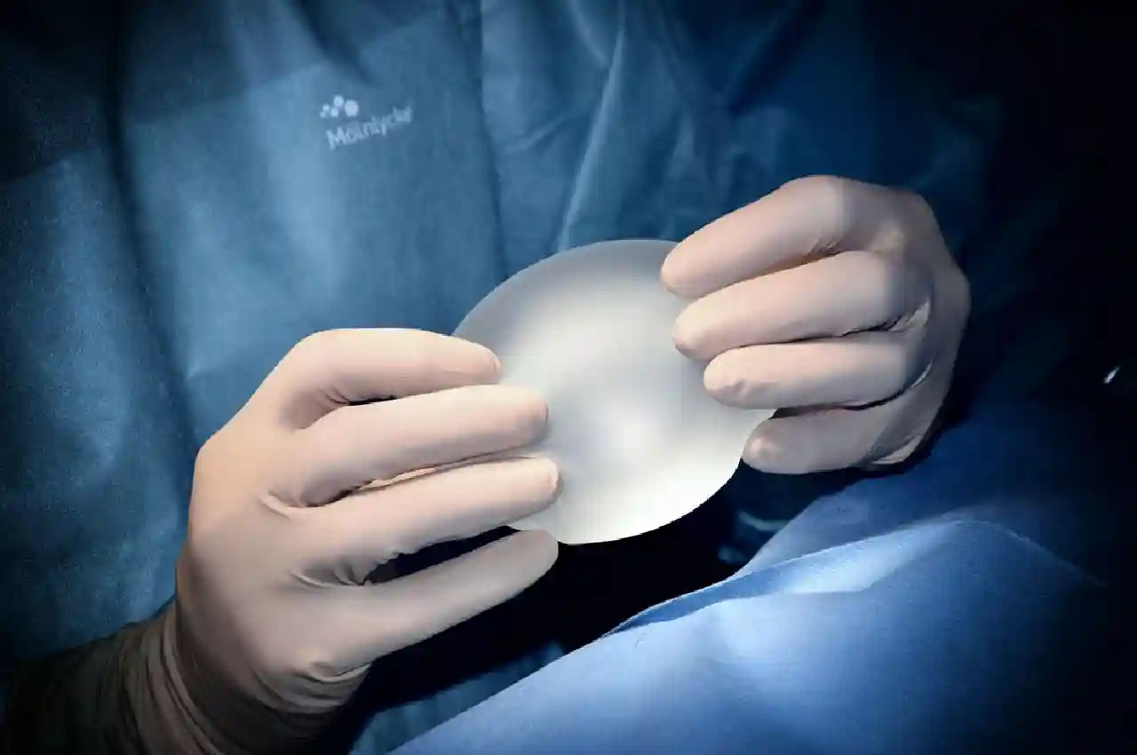 Top 6 Tips for a Smooth Breast Augmentation Recovery