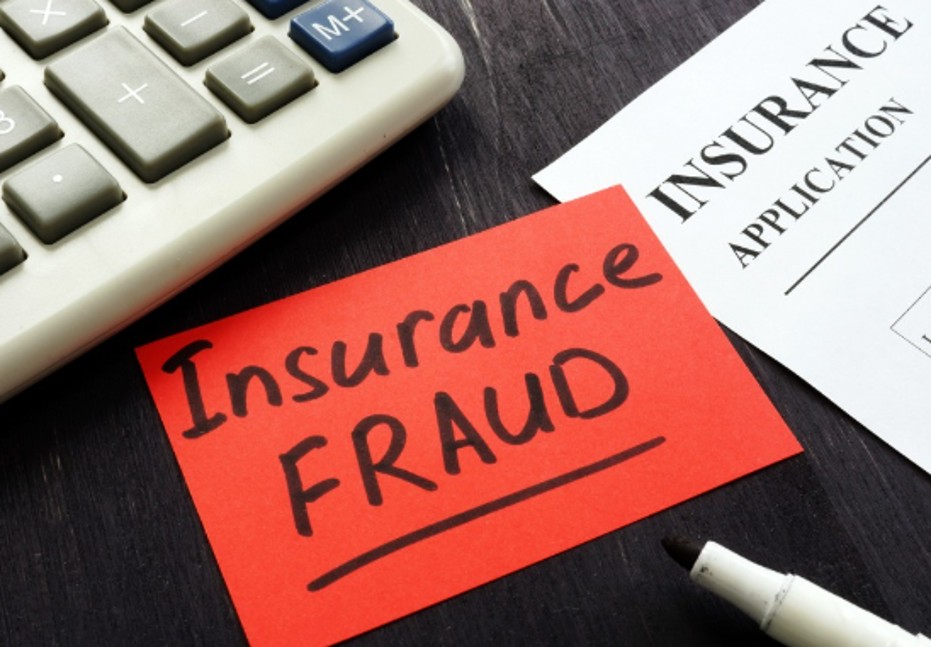 Buying term insurance for women? Know about common life insurance fraud first!