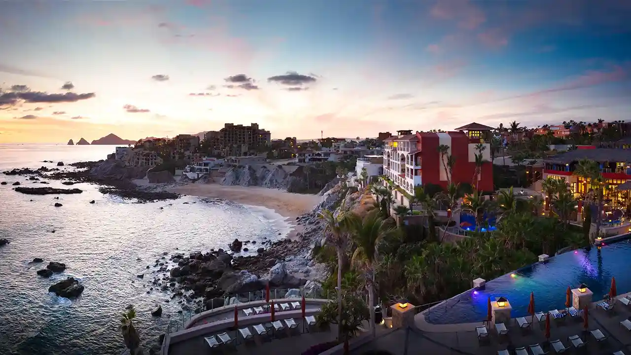 Los Cabos: A Magical Town That Blends Charm and Luxury