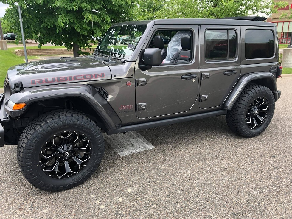 Five Ways to Customize Your Off-Road Vehicle for Optimal Performance