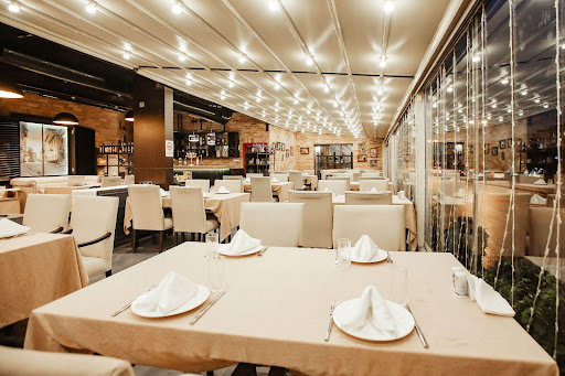 Why Cold Rooms Are Transforming Bradford’s Restaurant Kitchens