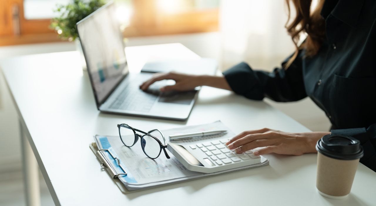 Digital Edge: Creative Strategies to Win in Modern Online Marketing