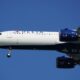 Delta Flight DL275 Diverted Lax: Passenger Experiences and Reactions