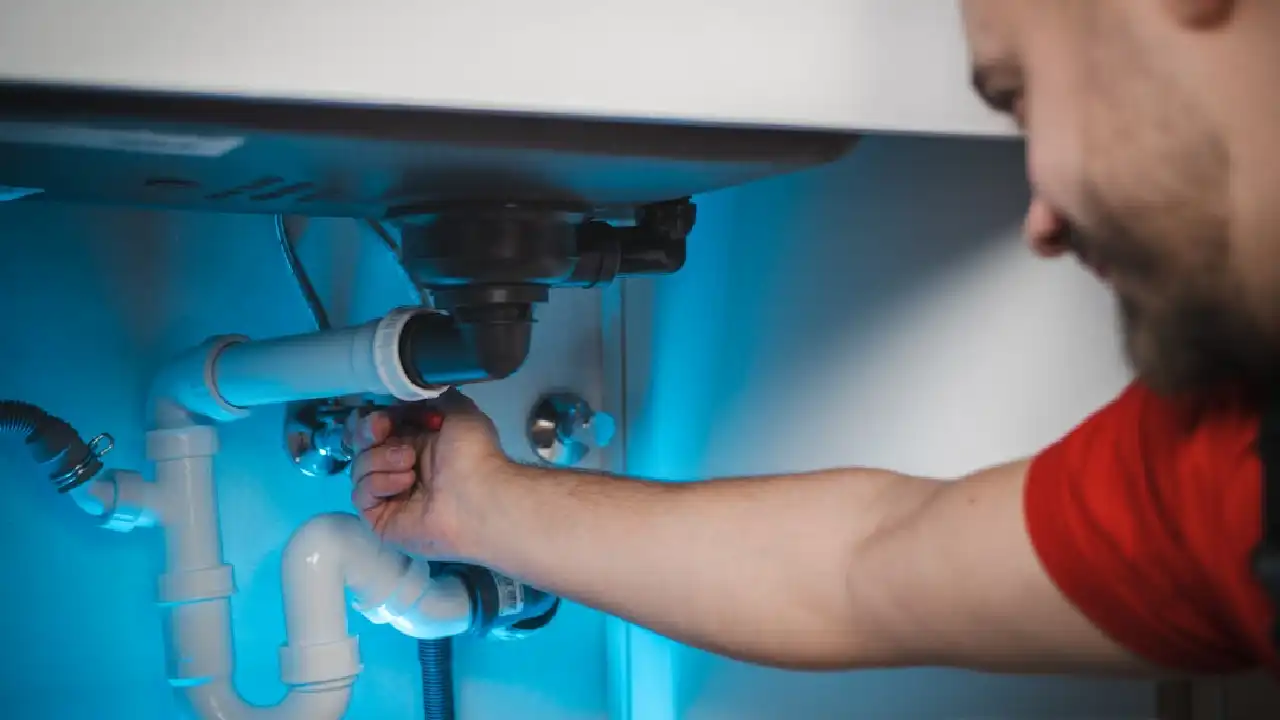 Avoiding Plumbing Nightmares: The Importance of Hiring Experts