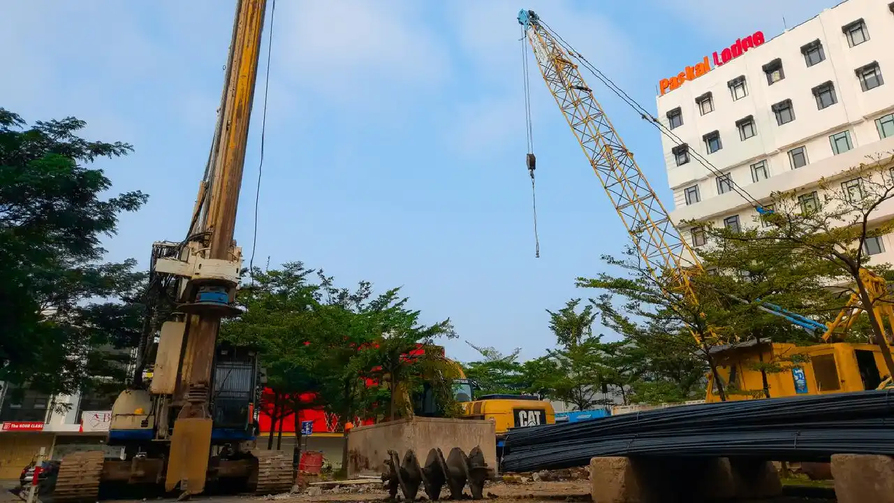 Heavy Equipment Rental