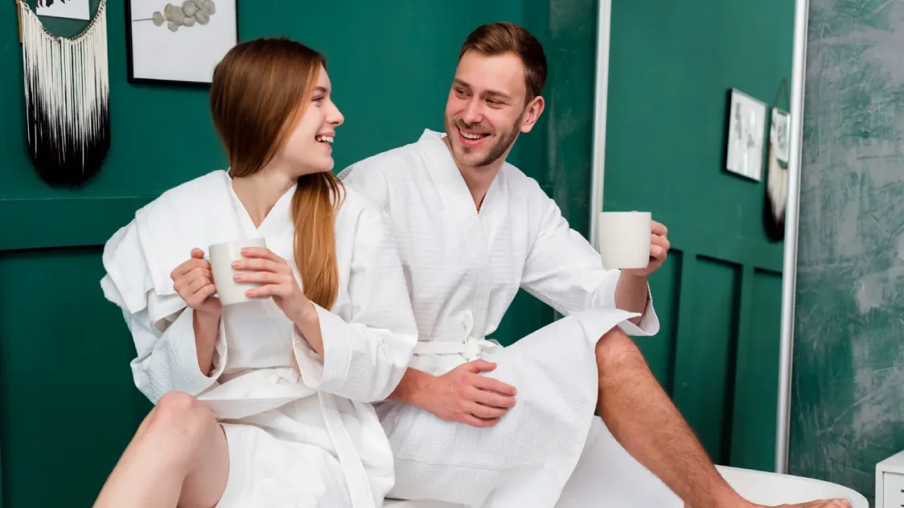 How Couples Massage Enhances Relaxation and Emotional Bonding